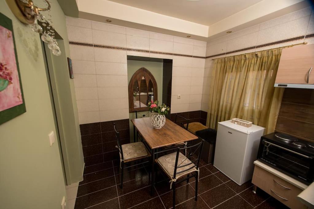 Bougainvillea House 1 Каламата Екстериор снимка