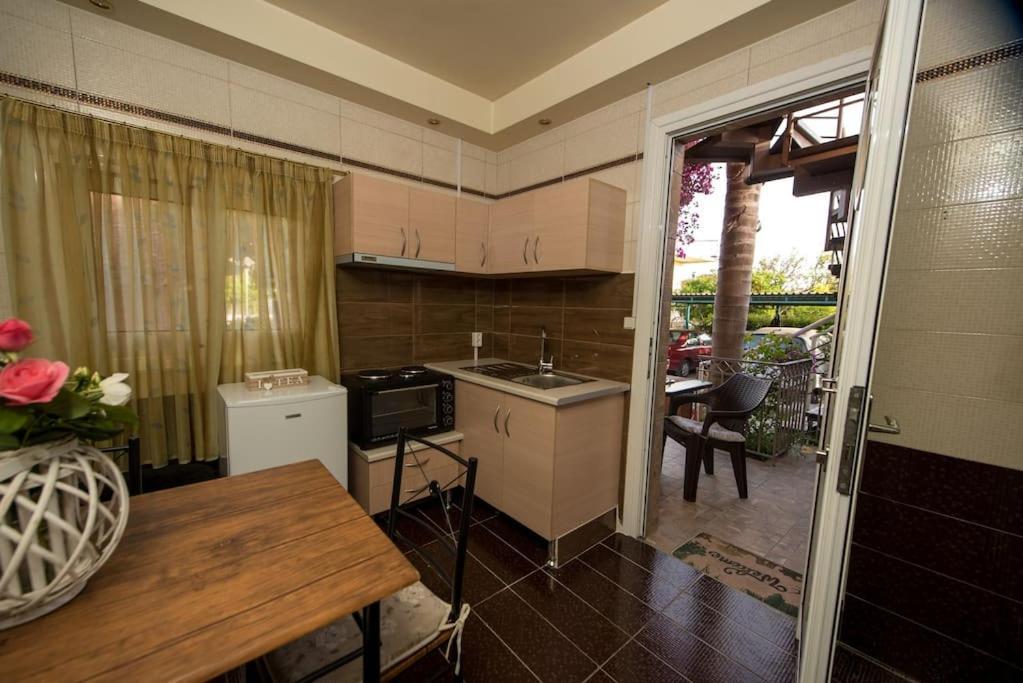Bougainvillea House 1 Каламата Екстериор снимка