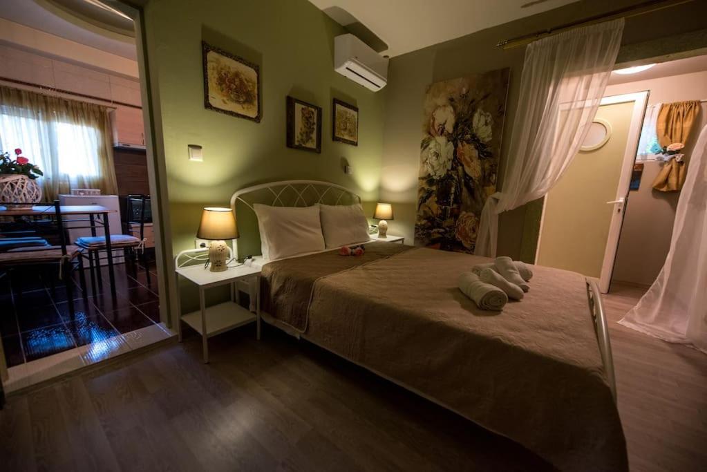 Bougainvillea House 1 Каламата Екстериор снимка