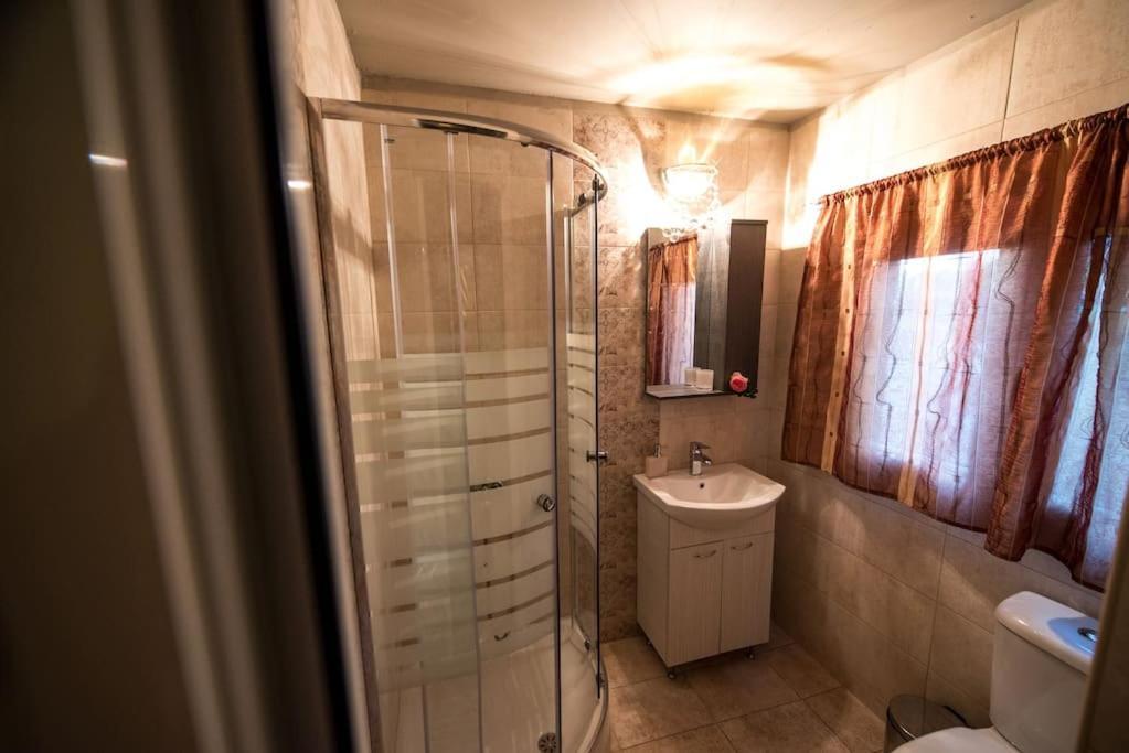 Bougainvillea House 1 Каламата Екстериор снимка
