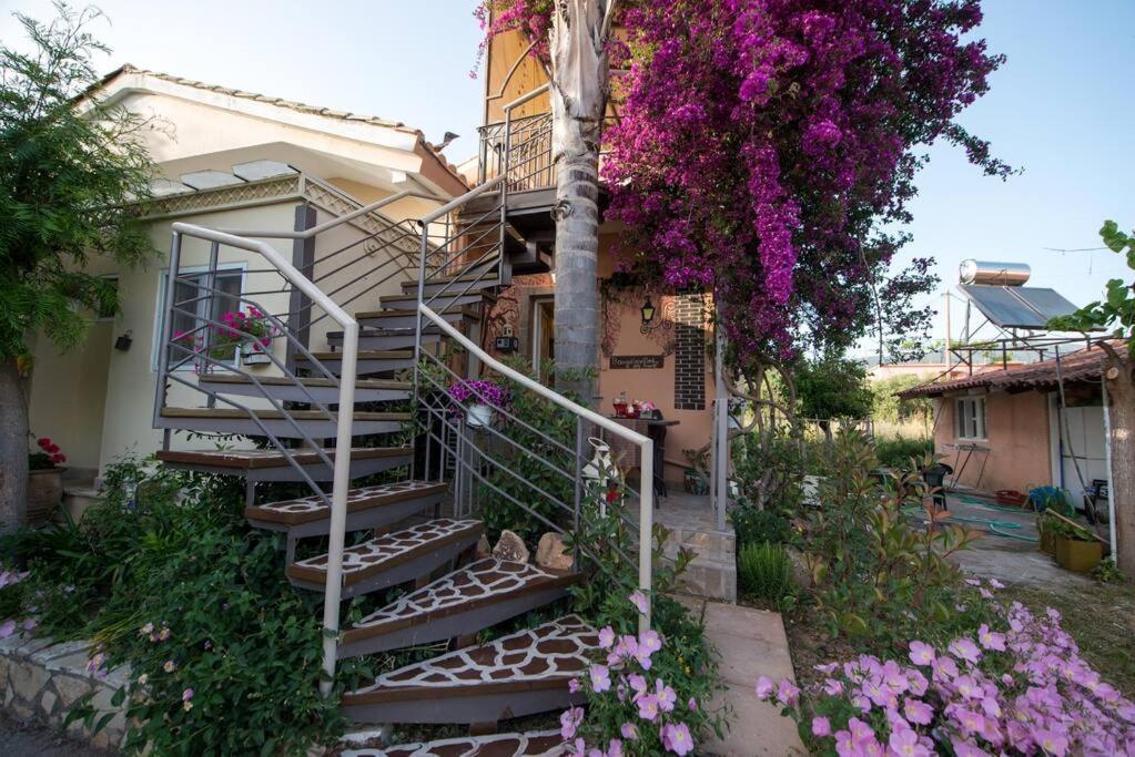 Bougainvillea House 1 Каламата Екстериор снимка
